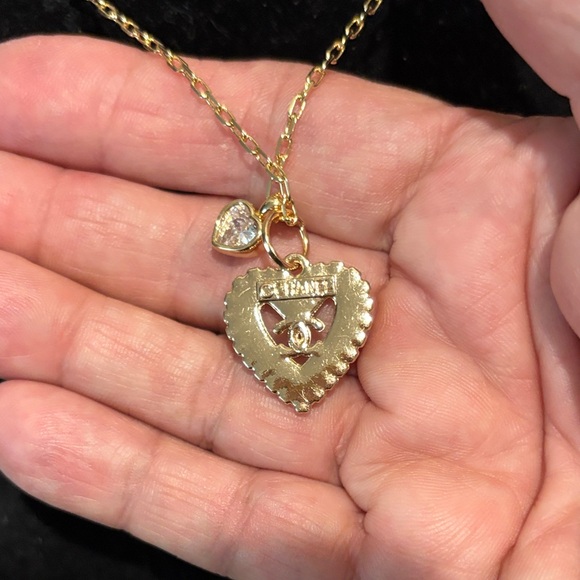 Gold Chain necklace with a designer logo Crystal heart charm - Picture 3 of 5